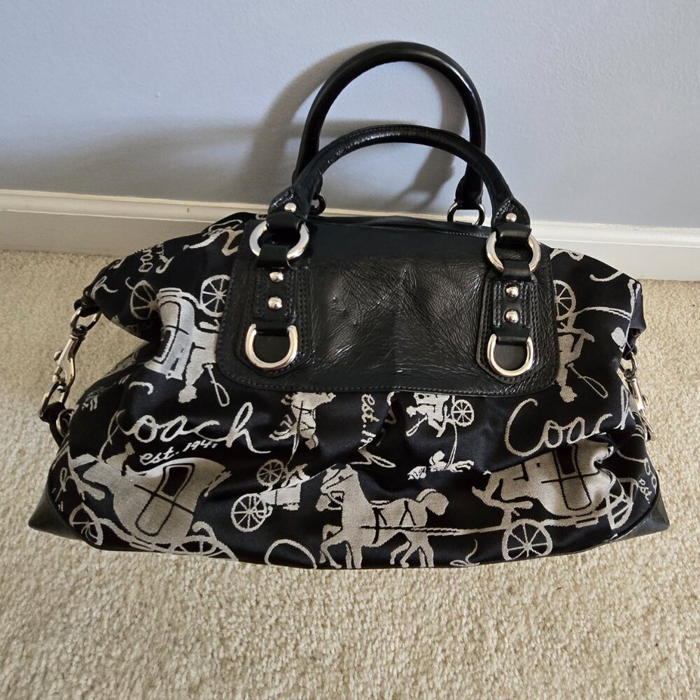Coach Black and Cream Signature Satchel. - Picture 2 of 9